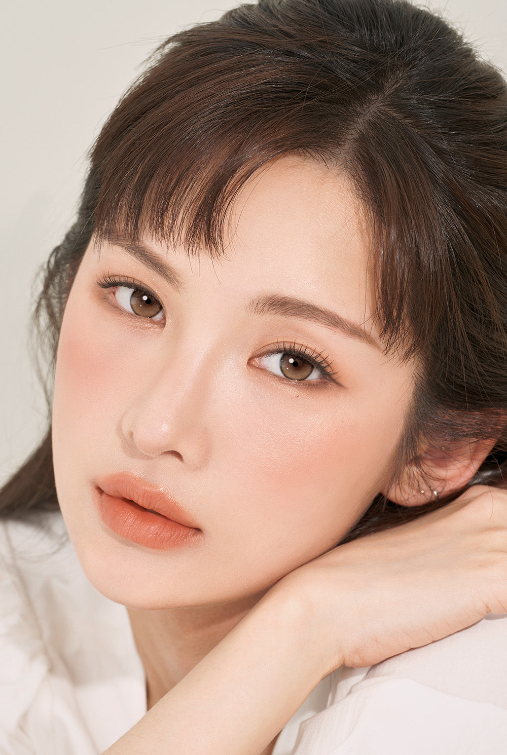 Secretive Kristin 1Day - 古典金棕